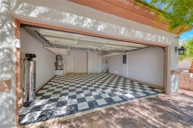 Beautiful Carolina Model on a corner lot with great curb appeal on Revere Golf Club in Nevada - for sale on GolfHomes.com, golf home, golf lot