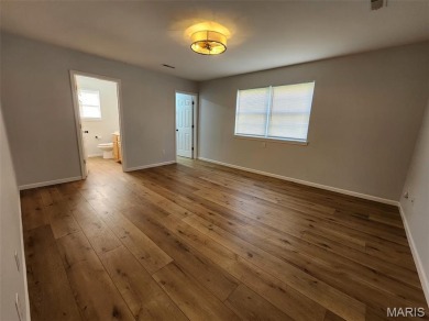 Newly refinished condominium unit in Terre Du Lac.  This on Terre Du Lac Golf and Country Club in Missouri - for sale on GolfHomes.com, golf home, golf lot