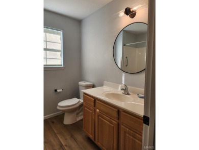 Newly refinished condominium unit in Terre Du Lac.  This on Terre Du Lac Golf and Country Club in Missouri - for sale on GolfHomes.com, golf home, golf lot