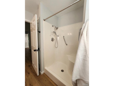 Newly refinished condominium unit in Terre Du Lac.  This on Terre Du Lac Golf and Country Club in Missouri - for sale on GolfHomes.com, golf home, golf lot