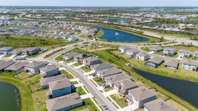 Don't wait for new construction! This gorgeous, upgraded MOVE IN on Lakewood National Golf Club in Florida - for sale on GolfHomes.com, golf home, golf lot