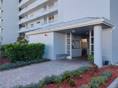 ?? TRY TO BEAT THIS PRICE--FULLY UPGRADED WITH HURRICANE WINDOWS on Pinebrook/Ironwood Golf Course in Florida - for sale on GolfHomes.com, golf home, golf lot
