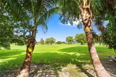Luxury meets lifestyle @ Country Club of Miami. Sophisticated on Country Club of Miami in Florida - for sale on GolfHomes.com, golf home, golf lot