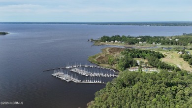 Buy a beautiful golf course lot and build your dream home in one on Harbour Point Golf Club in North Carolina - for sale on GolfHomes.com, golf home, golf lot