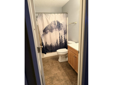 Look at this beautiful 3 bed 2.5 bath home in the Houston oaks on Houston Oaks Golf Course in Kentucky - for sale on GolfHomes.com, golf home, golf lot