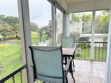 Updated 2-bed, 2-bath condo in a desirable Plantation community on Jacaranda Golf Club in Florida - for sale on GolfHomes.com, golf home, golf lot