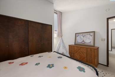 MLS# 284425 Welcome to 207 Hillview Dr, a beautifully appointed on Meadow Springs Country Club in Washington - for sale on GolfHomes.com, golf home, golf lot