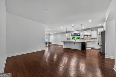 FRESHLY PAINTED INTERIOR! OWNER FINANCING AVAILABLE - INQUIRE on Reynolds Lake Oconee - The Landing in Georgia - for sale on GolfHomes.com, golf home, golf lot