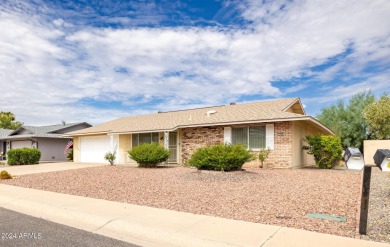 Discover the charm of this delightful 2-bedroom, 2-bath home in on Pebblebrook Golf Course in Arizona - for sale on GolfHomes.com, golf home, golf lot