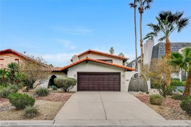 Las Vegas Country Club Estates! Guard Gated Golf Course Home on Las Vegas Country Club in Nevada - for sale on GolfHomes.com, golf home, golf lot