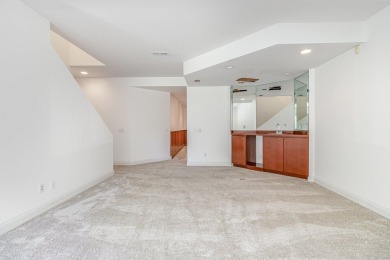 *Seller Offering $15,000 in Seller Concessions* Tour the home on Triple Crown Country Club in Kentucky - for sale on GolfHomes.com, golf home, golf lot