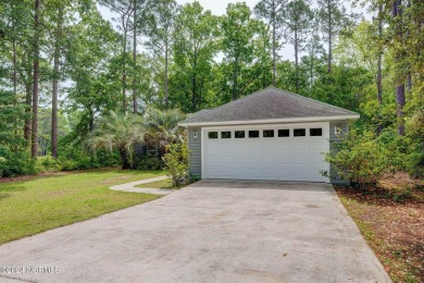 Spacious golf course home in Carolina Shores. Split bedroom plan on Carolina Shores Golf Course in North Carolina - for sale on GolfHomes.com, golf home, golf lot