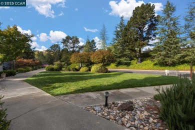 Welcome to the thriving community of Rossmoor! Step into this 2 on Rossmoor Golf Course in California - for sale on GolfHomes.com, golf home, golf lot
