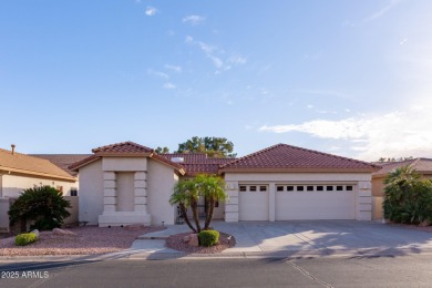 Stunning Golf Course Home with Casita in Oakwood! Peacefully on Oakwood Golf Club  in Arizona - for sale on GolfHomes.com, golf home, golf lot