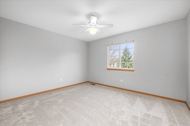 Absolutely lovely townhome in Swanbrooke of Prestbury invites on Bliss Creek Golf Club in Illinois - for sale on GolfHomes.com, golf home, golf lot