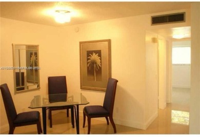 BEAUTIFUL 2/2 WITH WATER AND GOLF VIEWS, CONDO LUXURY TOTALLY on Davie Golf Club in Florida - for sale on GolfHomes.com, golf home, golf lot