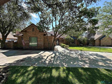 Nestled in a desirable NW location on a cul-de-sac, this on New Mexico Military Institute Golf Course in New Mexico - for sale on GolfHomes.com, golf home, golf lot