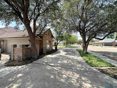 Nestled in a desirable NW location on a cul-de-sac, this on New Mexico Military Institute Golf Course in New Mexico - for sale on GolfHomes.com, golf home, golf lot