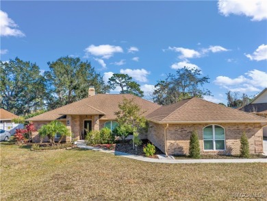 *LISTED UNDER APPRAISAL VALUE* Welcome to this recently updated on Glen Abbey Golf Club in Florida - for sale on GolfHomes.com, golf home, golf lot
