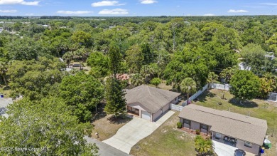 *SELLER OFFERING $10k @ CLOSING!* Charming 4 bedroom, 2.5 bath on Rockledge Country Club in Florida - for sale on GolfHomes.com, golf home, golf lot