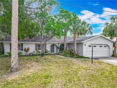 Welcome to 1011 SE 4th Ave., Crystal River -- a unique on Plantation Inn and Golf Resort  in Florida - for sale on GolfHomes.com, golf home, golf lot