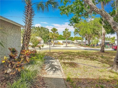 Welcome to 1011 SE 4th Ave., Crystal River -- a unique on Plantation Inn and Golf Resort  in Florida - for sale on GolfHomes.com, golf home, golf lot