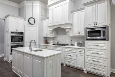 Welcome to luxury living in the heart of Chenal Valley! This on Chenal Country Club - Bear Den Mountain in Arkansas - for sale on GolfHomes.com, golf home, golf lot