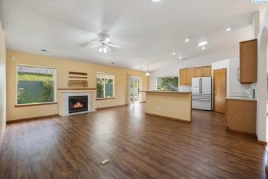 MLS# 284434 This charming 4-bedroom, 2-bath home offers on Canyon Lakes Golf Course in Washington - for sale on GolfHomes.com, golf home, golf lot