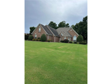 Fully Furnished. This property includes all utilities, lawn care on Crystal Lake Golf and Country Club in Georgia - for sale on GolfHomes.com, golf home, golf lot