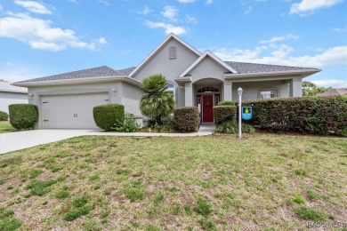FORE!!! Heads up because this lovely recently updated Laurel on Twisted Oaks Golf Club in Florida - for sale on GolfHomes.com, golf home, golf lot