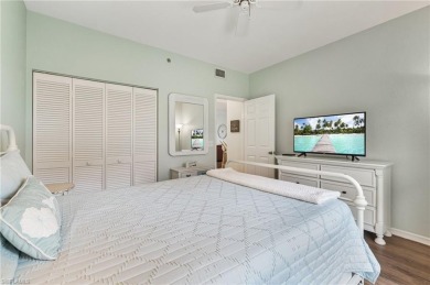Wake up to sweeping golf course views and end the day with on Spanish Wells Golf and Country Club in Florida - for sale on GolfHomes.com, golf home, golf lot