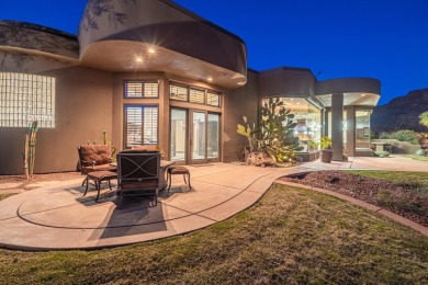 This is definitely a WOW home with STUNNING VIEWS of two on Entrada at Snow Canyon in Utah - for sale on GolfHomes.com, golf home, golf lot