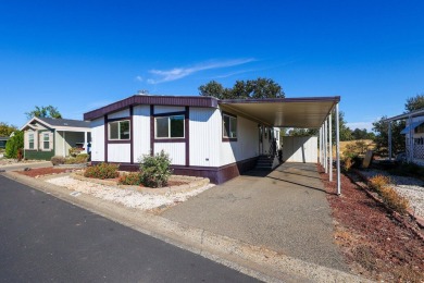 Charming 2-Bed, 2-Bath Mobile Home in Desirable Fairway Oaks on Tucker Oaks Golf Course in California - for sale on GolfHomes.com, golf home, golf lot