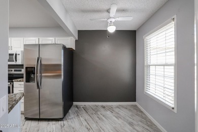 Beautifully updated 2 bed, 2 bath home in the heart of Sun City! on Sun City-Willow Creek / Willow Brook  in Arizona - for sale on GolfHomes.com, golf home, golf lot