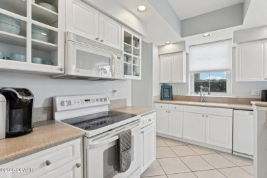 Fabulous corner St. Andrews model in Harbour Village with rare on Harbour Village Golf and Yacht Club in Florida - for sale on GolfHomes.com, golf home, golf lot