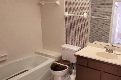 Unbeatable Value in Sarasota!
Welcome to the only property in on Bent Tree Country Club in Florida - for sale on GolfHomes.com, golf home, golf lot