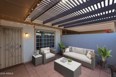 Beautifully updated 2 bed, 2 bath home in the heart of Sun City! on Sun City-Willow Creek / Willow Brook  in Arizona - for sale on GolfHomes.com, golf home, golf lot