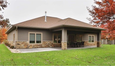 Don't miss this three-bedroom, four-bath custom-built home. Home on Blueberry Pines Golf CLub in Minnesota - for sale on GolfHomes.com, golf home, golf lot