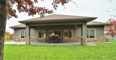 Don't miss this three-bedroom, four-bath custom-built home. Home on Blueberry Pines Golf CLub in Minnesota - for sale on GolfHomes.com, golf home, golf lot