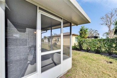 Welcome to this inviting Florida 2-bedroom, 2-bathroom home on Mainlands Golf Club in Florida - for sale on GolfHomes.com, golf home, golf lot