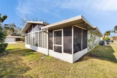 Welcome to this inviting Florida 2-bedroom, 2-bathroom home on Mainlands Golf Club in Florida - for sale on GolfHomes.com, golf home, golf lot