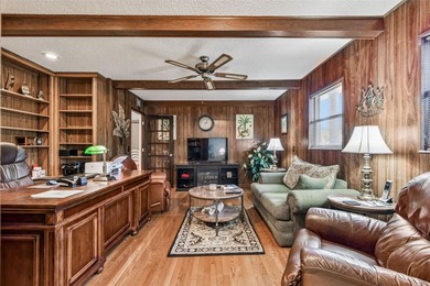 RARE END UNIT - 3 BEDROOM, 3 BATH CONDO IN *ON TOP OF THE WORLD* on On Top Of The World Golf Course in Florida - for sale on GolfHomes.com, golf home, golf lot