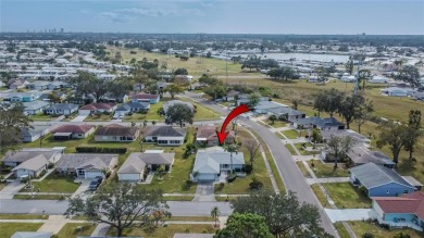 Welcome to this inviting Florida 2-bedroom, 2-bathroom home on Mainlands Golf Club in Florida - for sale on GolfHomes.com, golf home, golf lot