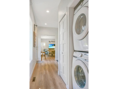 Enjoy this spacious and well appointed 4 bedroom 3.5 bathroom on The Orchards At Egg Harbor in Wisconsin - for sale on GolfHomes.com, golf home, golf lot