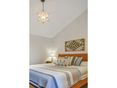 Enjoy this spacious and well appointed 4 bedroom 3.5 bathroom on The Orchards At Egg Harbor in Wisconsin - for sale on GolfHomes.com, golf home, golf lot
