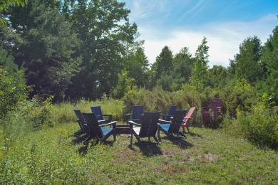 Enjoy this spacious and well appointed 4 bedroom 3.5 bathroom on The Orchards At Egg Harbor in Wisconsin - for sale on GolfHomes.com, golf home, golf lot