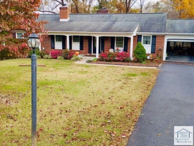 Nestled directly on the Forest Park Country Club golf course on Forest Park Country Club in Virginia - for sale on GolfHomes.com, golf home, golf lot