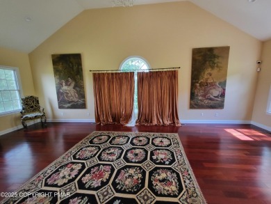 MAGNIFICENT Colonial home in the exclusive comminity of The on Great Bear Golf and Country Club in Pennsylvania - for sale on GolfHomes.com, golf home, golf lot