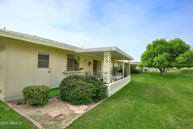 Beautifully updated home that shows pride of ownership on Sun City Lakes West and East in Arizona - for sale on GolfHomes.com, golf home, golf lot