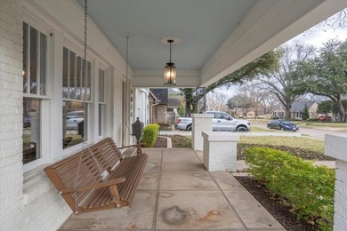 Just a quick golf cart ride to River Crest Country Club, this on River Crest Country Club in Texas - for sale on GolfHomes.com, golf home, golf lot